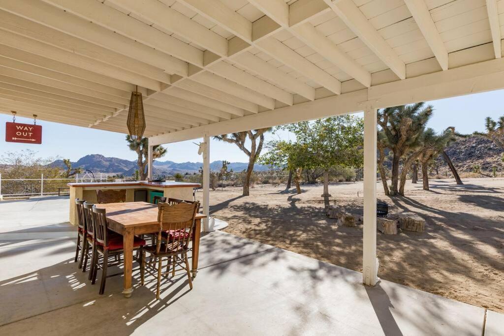 The Way Out Ranch. Escape To Solitude On 2.5 Acres Villa Joshua Tree Eksteriør billede