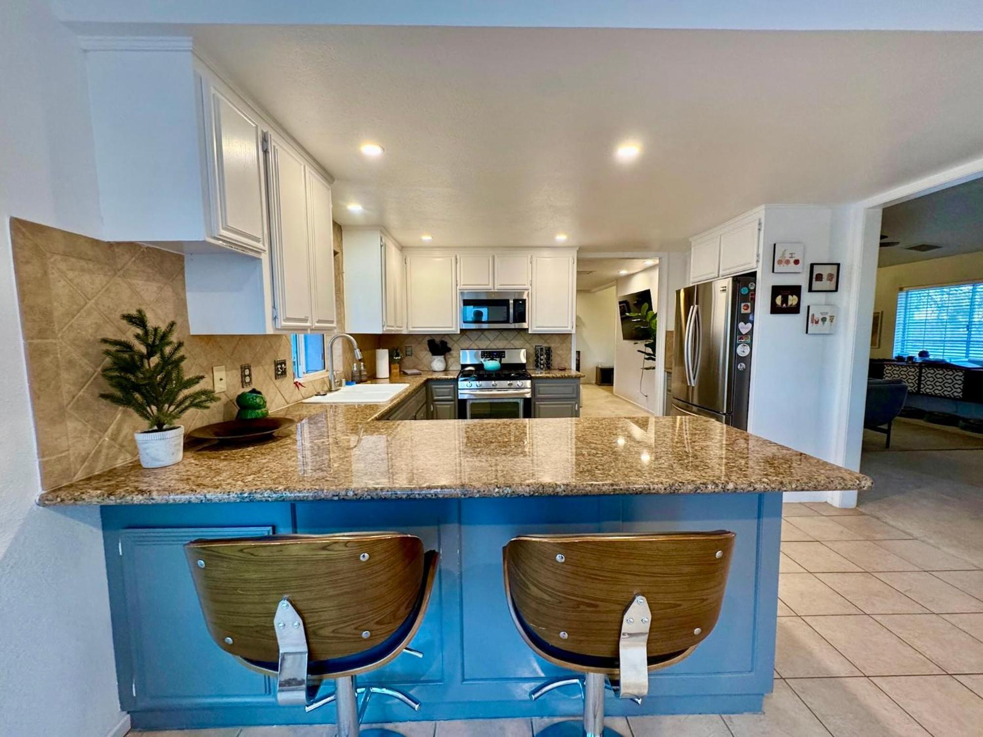 Epic Views, Huge House, Acres Of J-Trees To Explore, Hot Tub, Pool, Ac, And Mini-Golf Joshua Tree Eksteriør billede